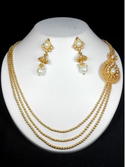 Exclusive Polki Set